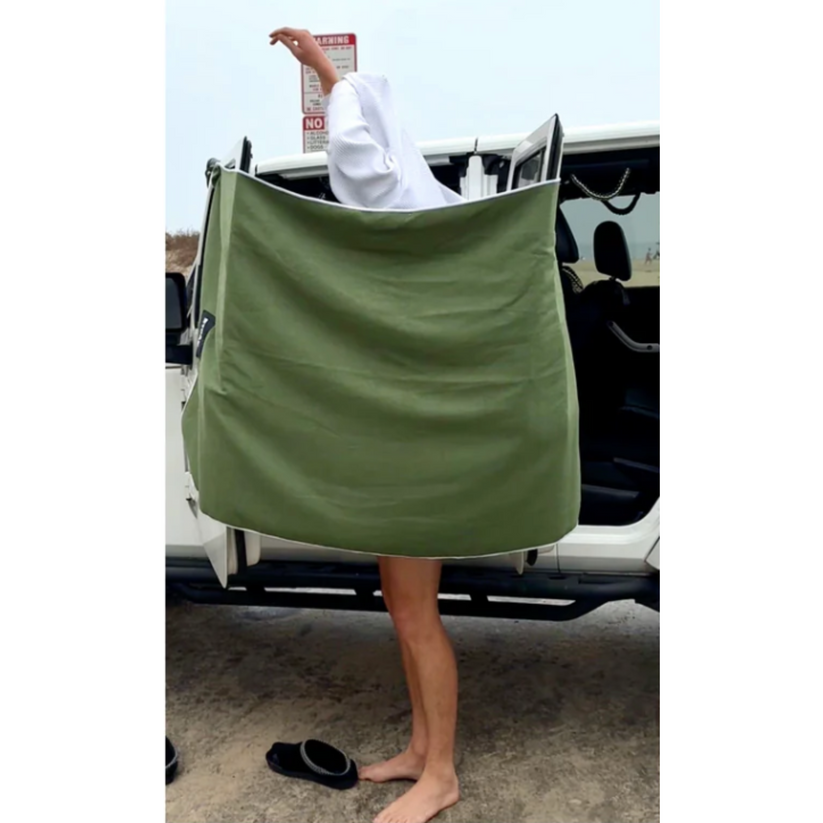 Serviette de Sport & Plage Ultra-Douce – Anti-Sable & Séchage Rapide