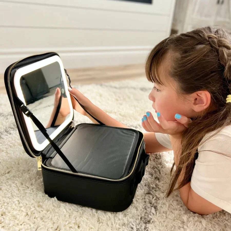 Trousse de maquillage de voyage avec miroir LED