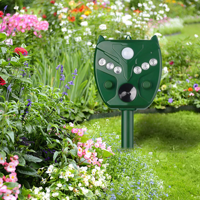 Répulsif Solaire Ultrasonique pour Animaux et Oiseaux